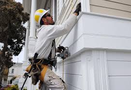 Best Storm Damage Siding Repair  in Happy Valley, OR